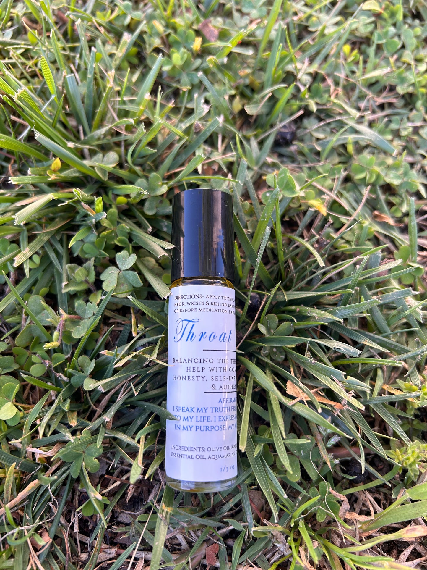 Throat Chakra Roll-On Oil
